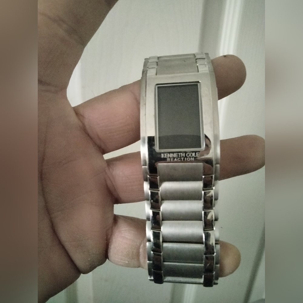 Kenneth Cole Reaction men's stainless steel LCD digital watch model KC3576